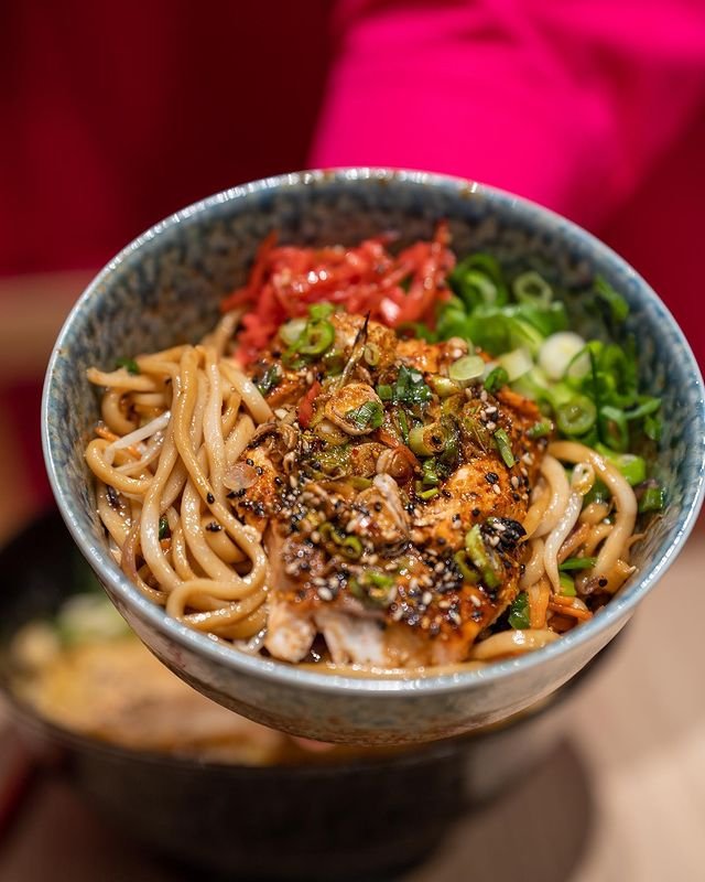 Saumon Teriyaki Udon un plat japonais délicieux et sain