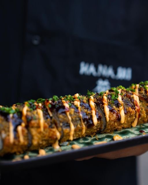 Rouleau de Sushi Sukiyaki au boeuf frit